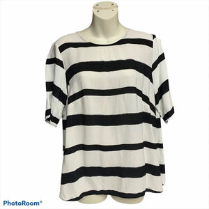 H&M size 14 back/cream striped top perfect for vacation or casual wear